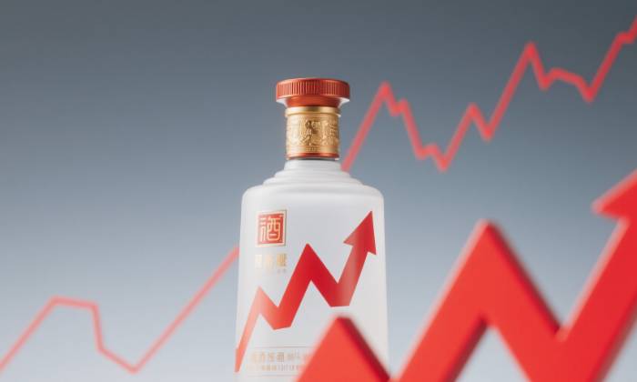 久違的大漲來了！白酒股集體拉昇，茅臺漲超8%